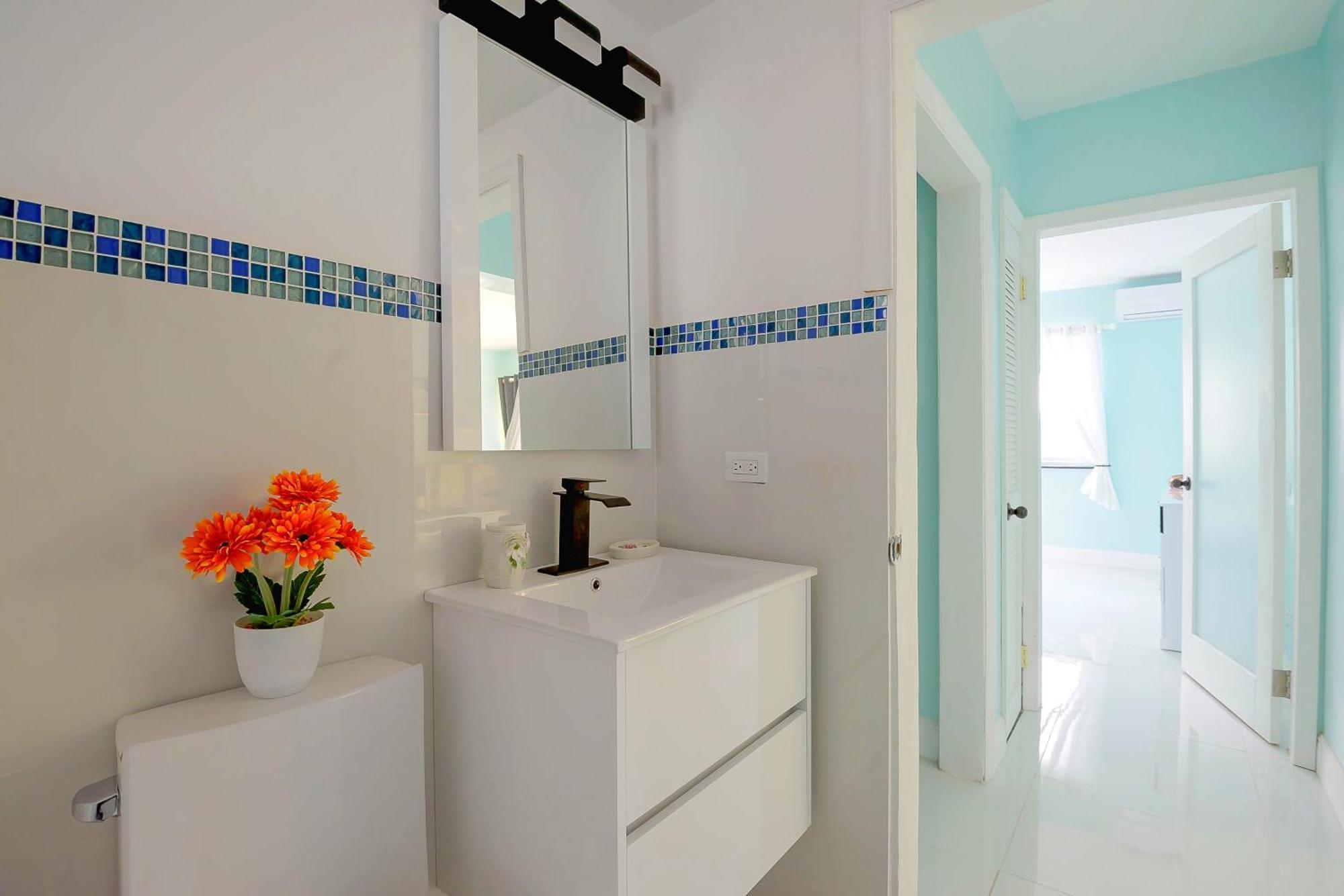 Apartment In Downtown At The Beach Nassau Extérieur photo
