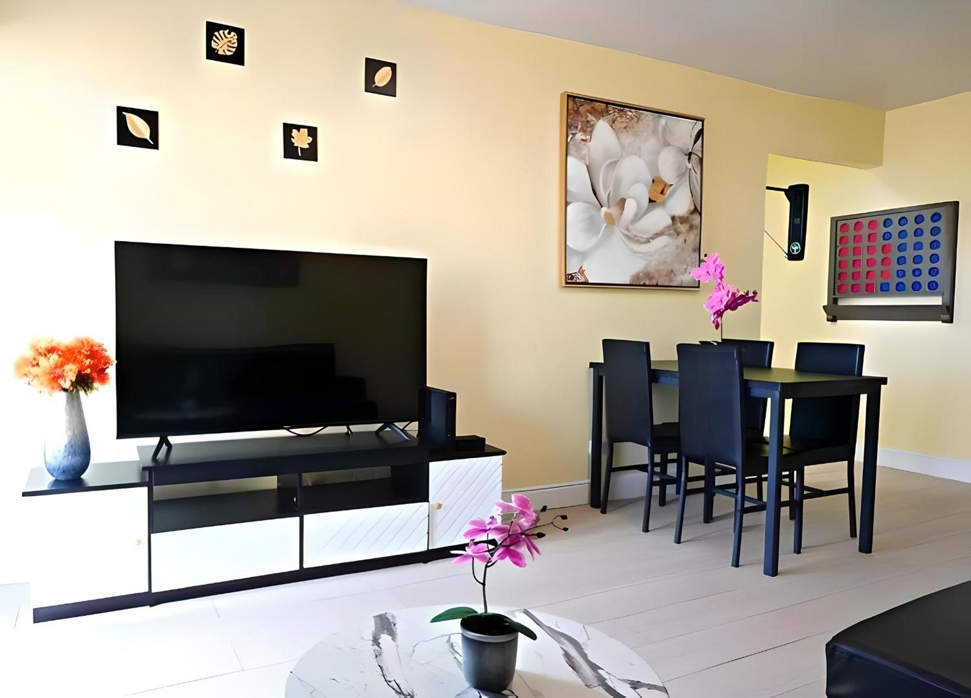 Apartment In Downtown At The Beach Nassau Extérieur photo